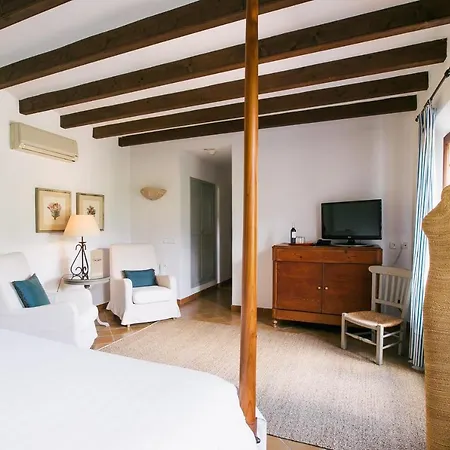 Ca'n Quatre Hotel 4*